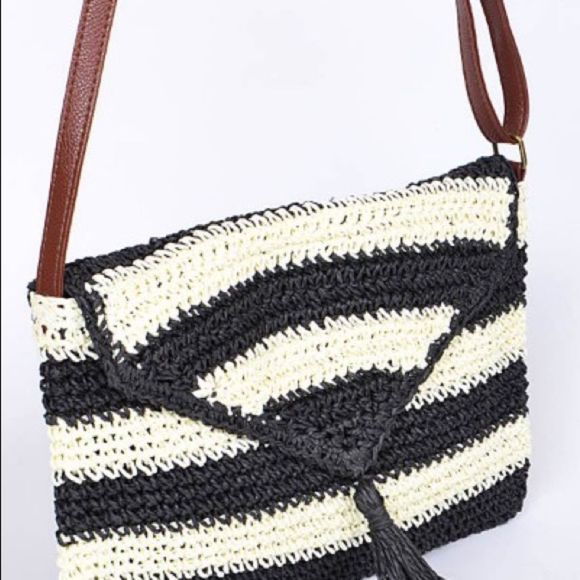 Striped Black/White Boho Straw Crossbody Bag - Picture 4 of 9